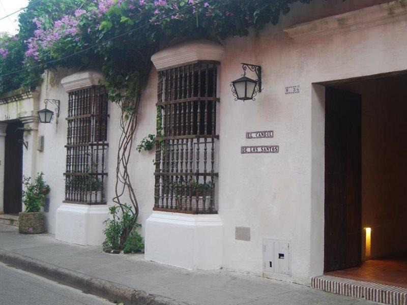 El Candil De Santos