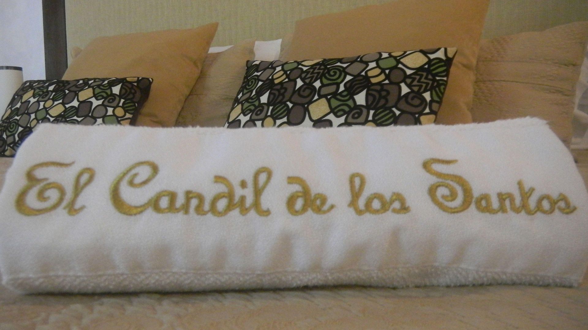 El Candil De Santos